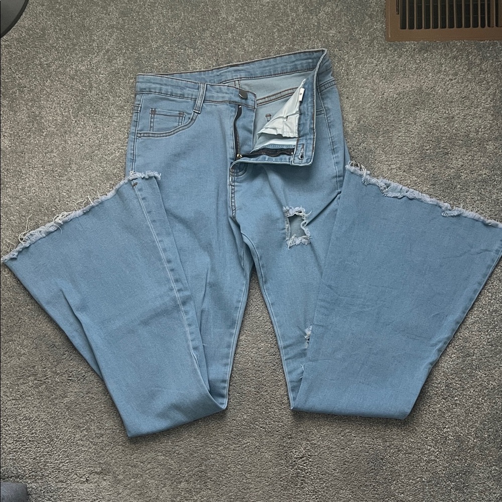 Bell Bottom Ripped Jeans - Picture 3 of 8